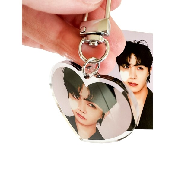 J-Hope Hobi BTS army keychain Purple Heart bt21 kpop photo pic pc - Picture 2 of 2